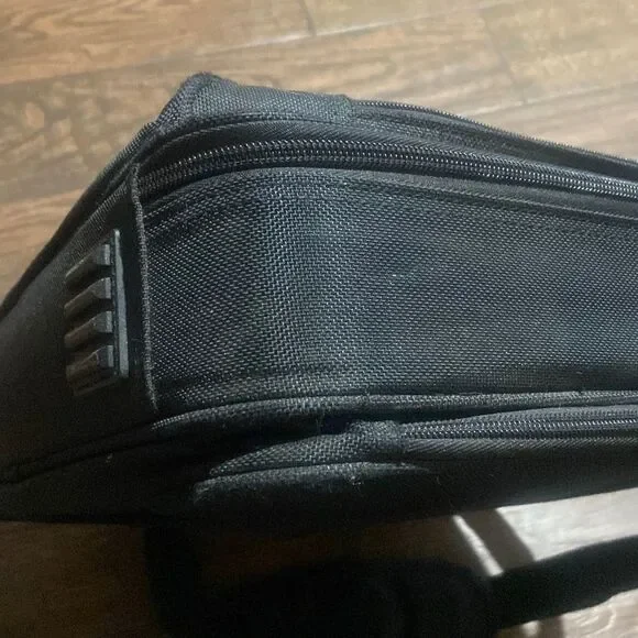 Dell Canvas Laptop Men Bag - Picture 6 of 15